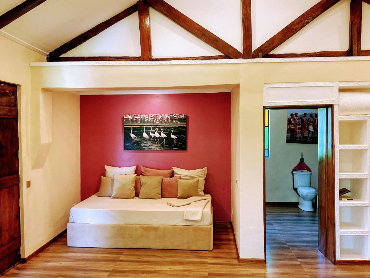 Pink Flamingo Boutique Hotel 모시 외부 사진