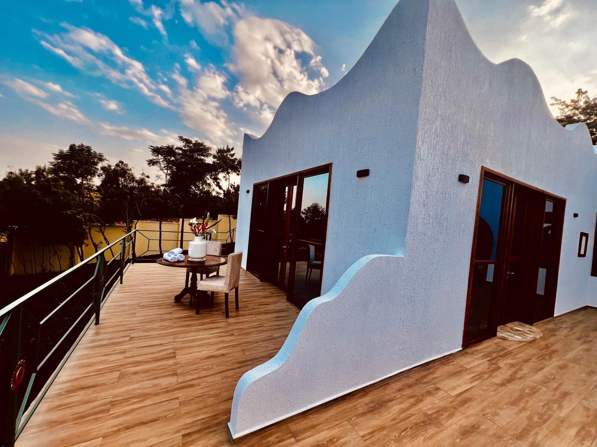 Pink Flamingo Boutique Hotel 모시 외부 사진