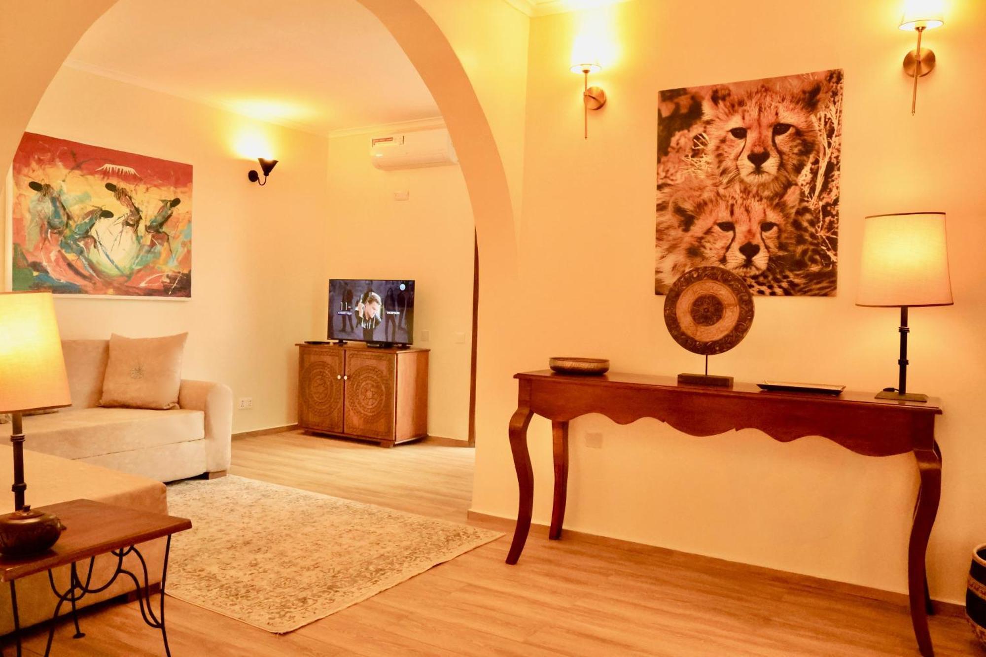 Pink Flamingo Boutique Hotel 모시 외부 사진