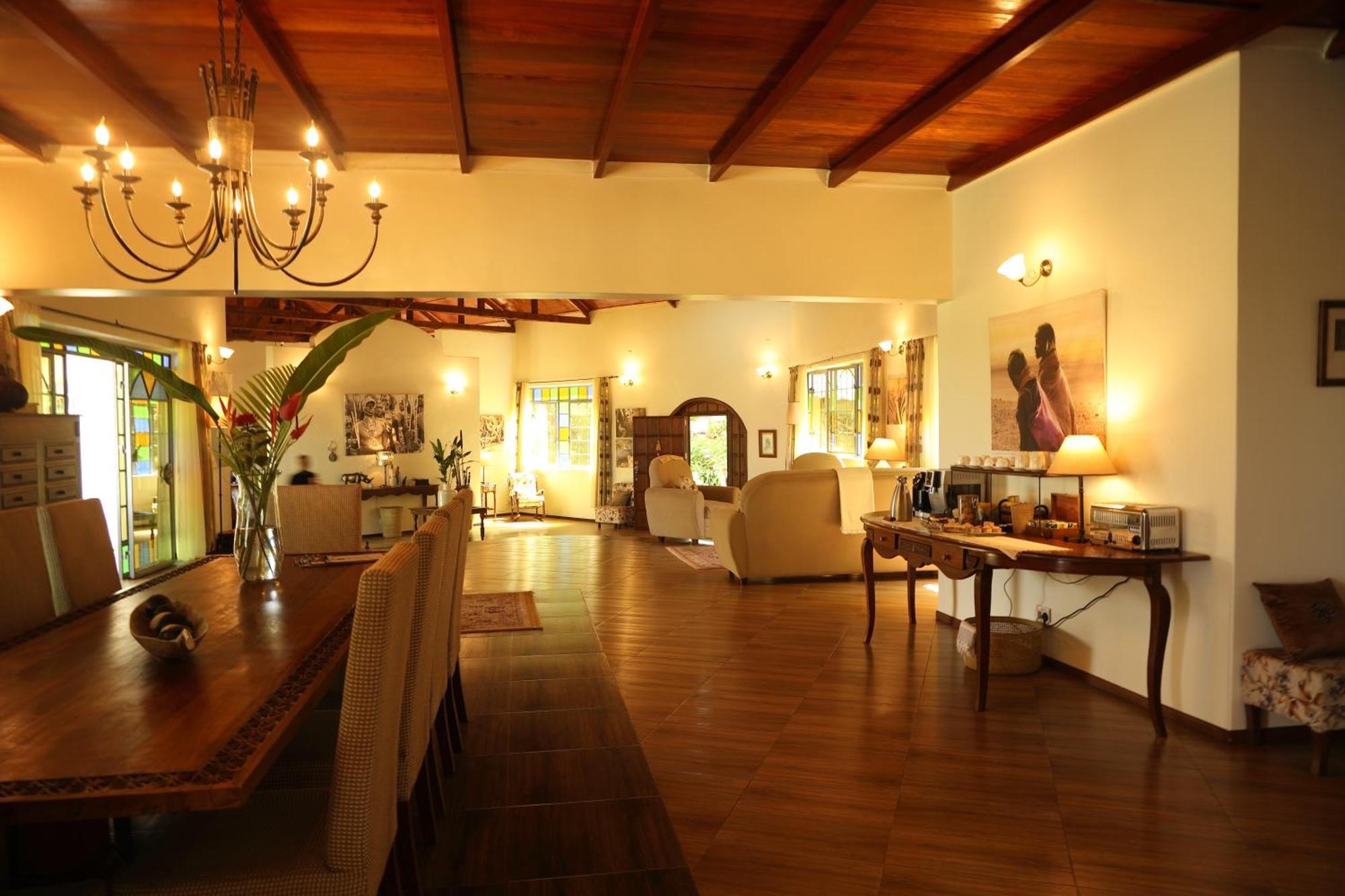 Pink Flamingo Boutique Hotel 모시 외부 사진